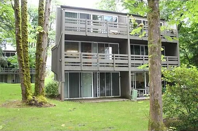 100 Kerr Pkwy #26 — Photo 15
