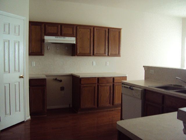2nd image of 3206 Killdeer Ln
