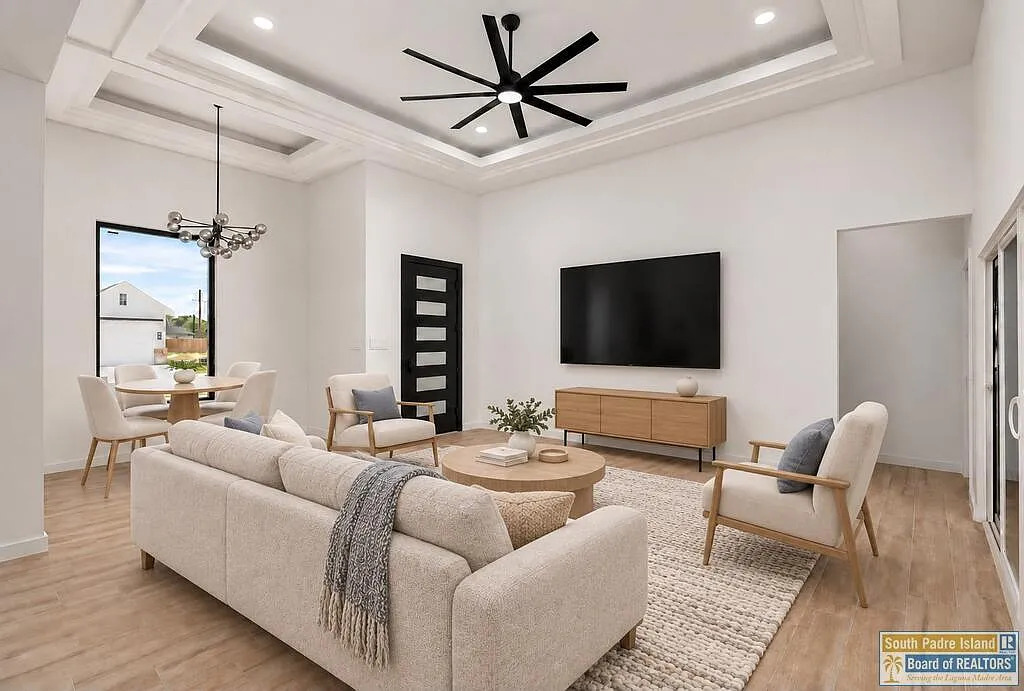 3 bed, 2.5 bath, 1493 sqft, $2,500 — Photo 1