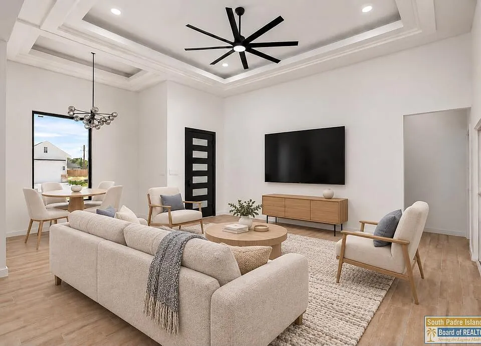 2911 Juan Castillo Ave