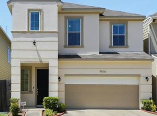 9516 Cedarpost Square St, Houston, TX 77055