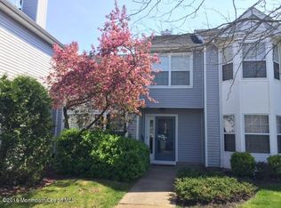 436 Hampton Ct, Manalapan, NJ 07726