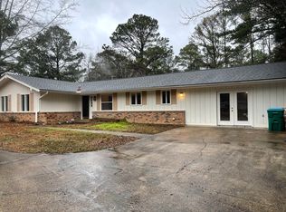 732 N Hills St, Meridian, MS 39305