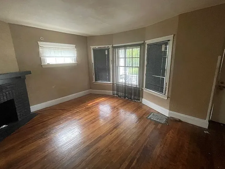 12802 Gruss Ave — Photo 6