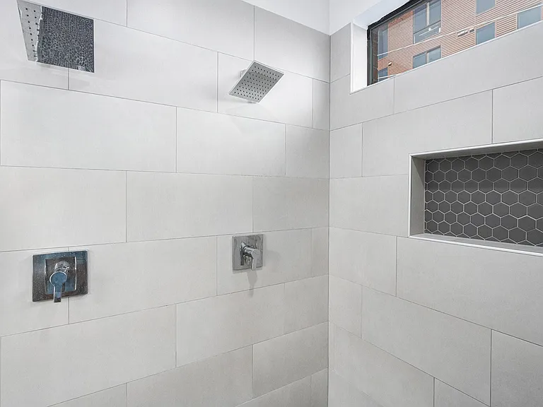 2422 Navigation Blvd #G — Photo 11