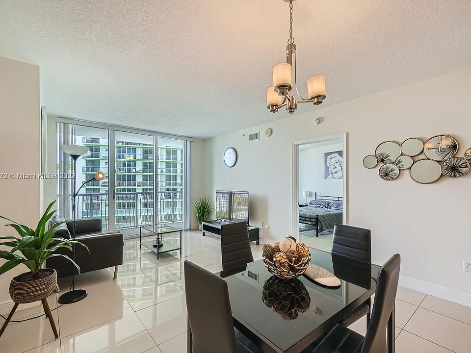1st image of 1750 N Bayshore Dr APT 1511