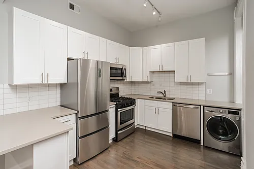 801 N Wabash Ave #46-4W Photo 1 801 N Wabash Ave #46-4W Photo 1
