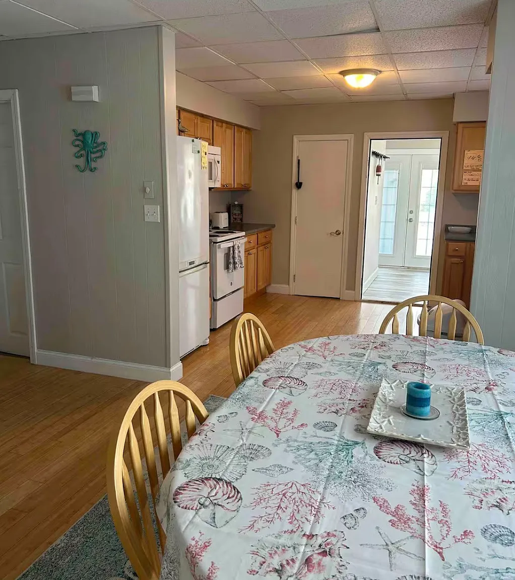 2 bed, 1500 sqft, $2,400 — Photo 4