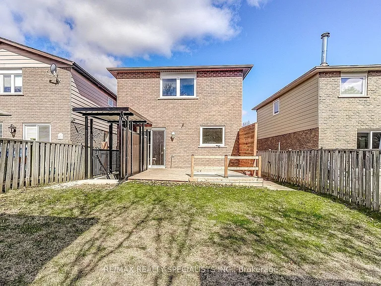 3148 Harris Cres #UPPER — Photo 21