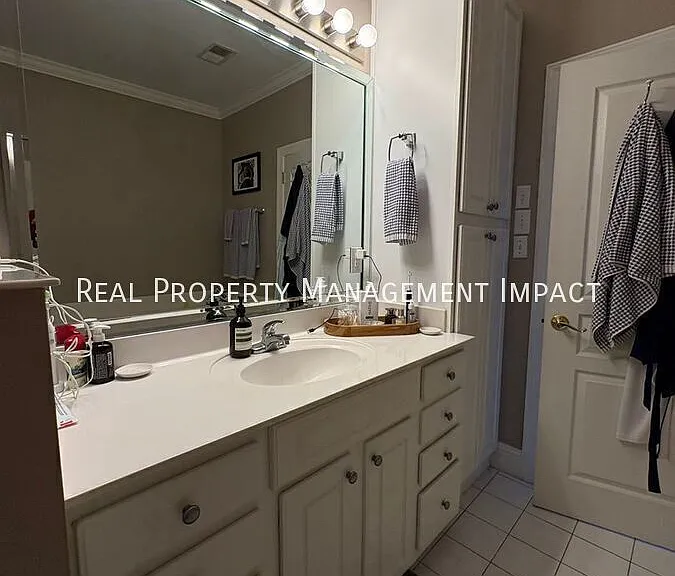 532 Meadowmont Village Cir — Photo 21