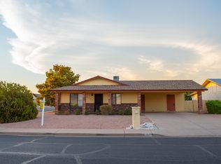 6650 E Dallas St, Mesa, AZ 85205