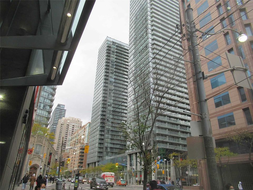 1st image of 38 Grenville St #3005