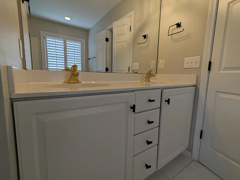 5 Criterion Dr — Photo 17