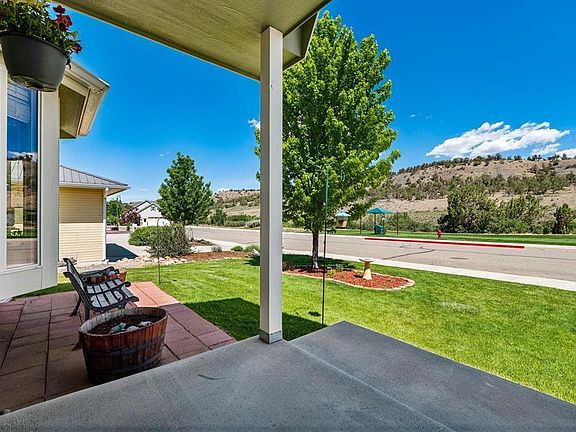 3rd image of 531 Angel Way