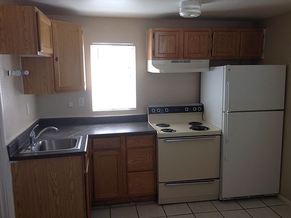 3rd image of 2103 W Morten Ave APT 09