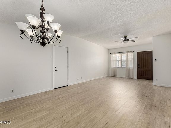 4th image of 2929 E Broadway Rd Unit 67