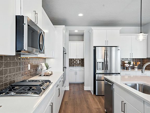 5th image of 5922 W Ladle Rapids St