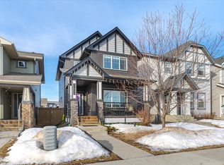 17630 61a St NW, Edmonton, AB T5Y 3N9