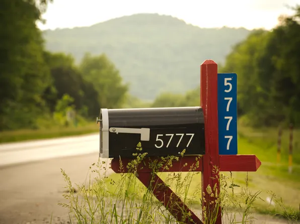 5777 State Highway 90, Albany, KY 42602