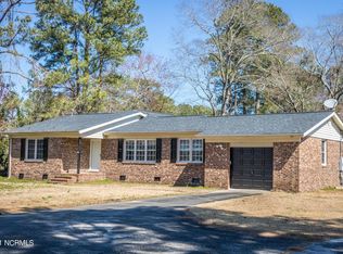 202 Huffmantown Rd, Richlands, NC 28574