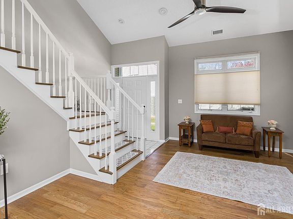 3rd image of 63 Winthrop Rd #A