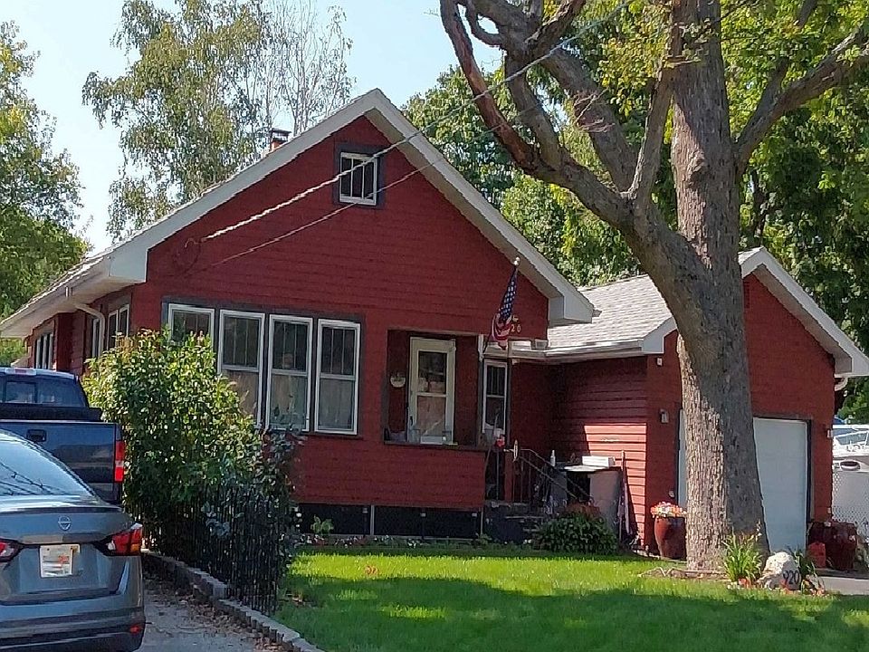 1st image of 920 Park Ave