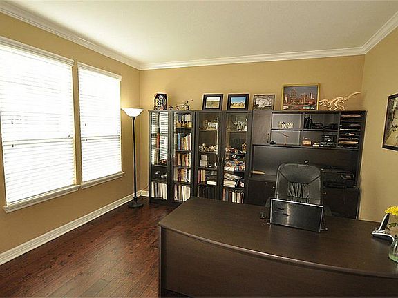 4th image of 14023 Steelwood Dr