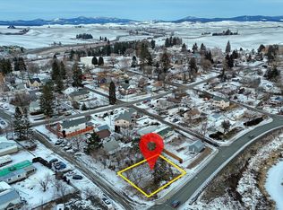 236 S Howard St, Tekoa, WA 99033