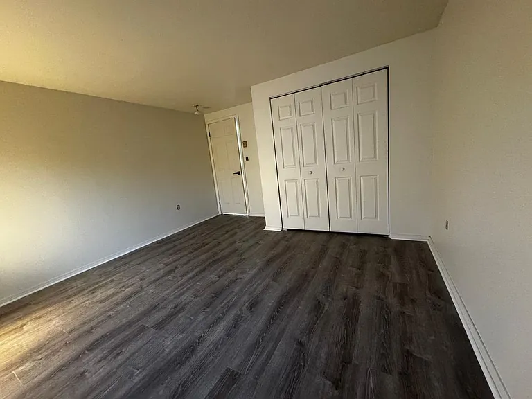 115 16th Ave #115 — Photo 7
