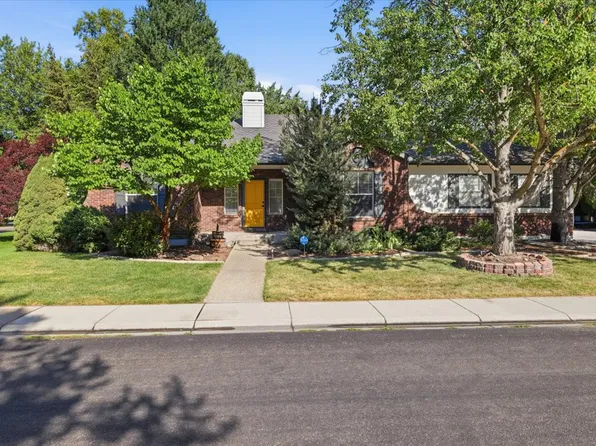 1331 S Watermark Ave, Eagle, ID 83616