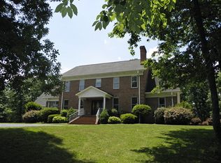 136 Brookshire Ct, Taylorsville, NC 28681