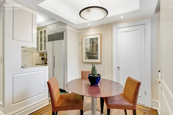Sold by Sotheby's International Realty | media 3