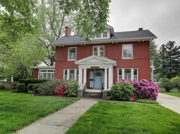 2120 Grove Ave, Quincy, IL 62301