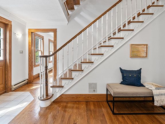 2nd image of 156 Brown St