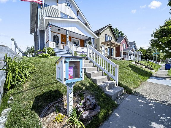 5th image of 1040 S Champion Ave