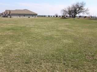 606 Sedgegrass Dr, Champaign, IL 61822