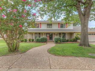 7618 S Quebec Pl, Tulsa, OK 74136