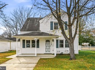 26 Maplewood Ave, Carneys Pt, NJ 08069