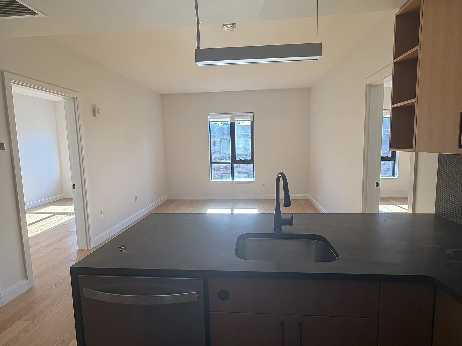 2 bed, 2.0 bath, $4,150 — Photo 2