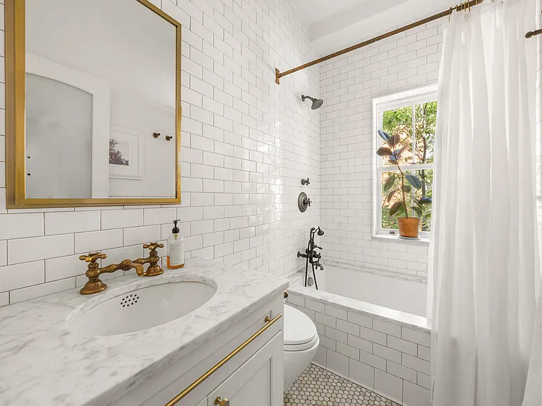 51 Charles St #3 — Photo 7