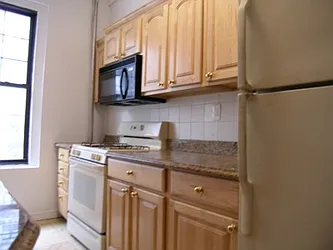 Rented by Moises Farhart, LREB