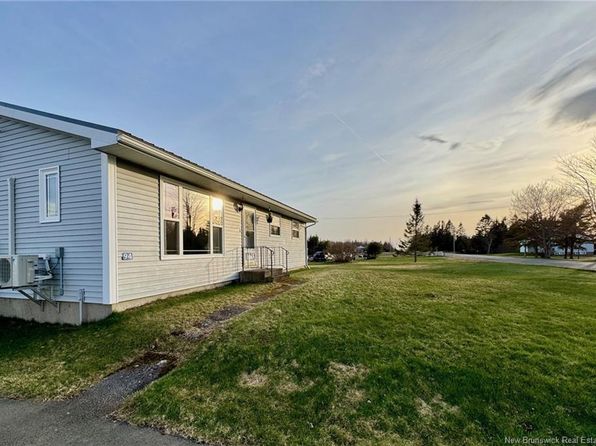 94 Jack Rd, Pennfield, NB E5H 1W8