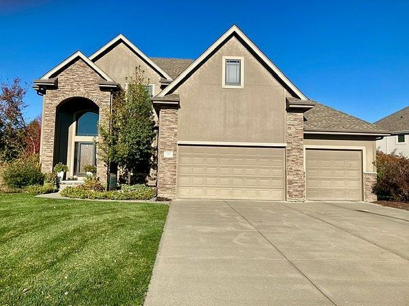 7320 S 169th St, Omaha, NE 68136