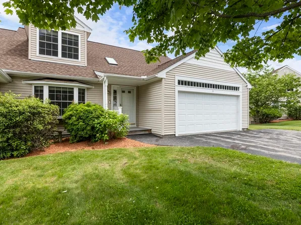35 Hillside Village Dr #35, West Boylston, MA 01583