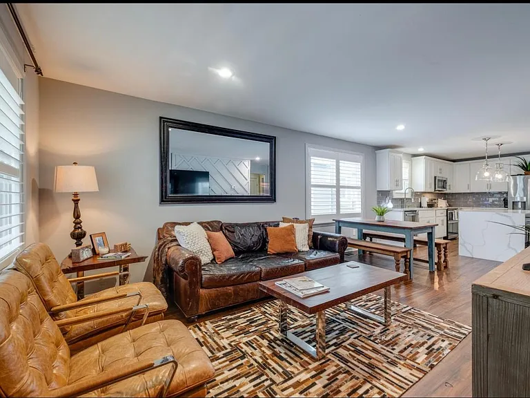 134 Marie St — Photo 3