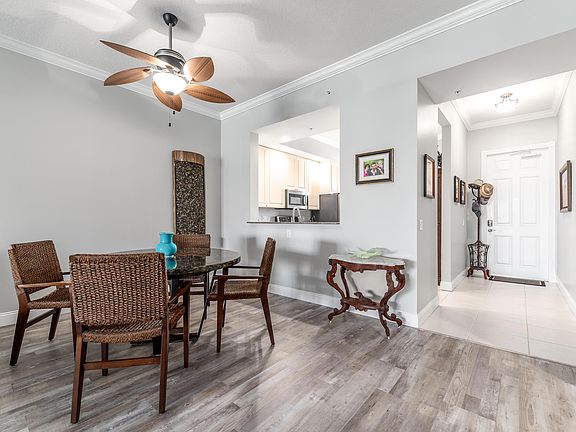 5th image of 7 Harbour Isle Drive E #Ph 1