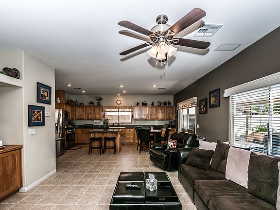 5th image of 22 N Painted Mountain Dr