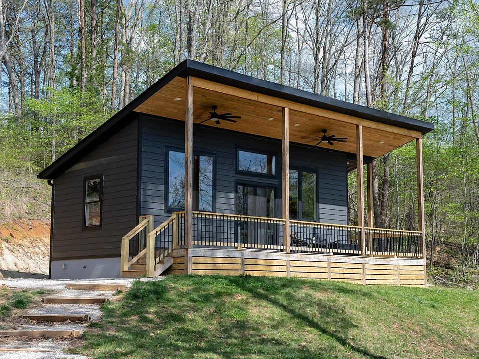 1st image of 499 Raven Rock Rd