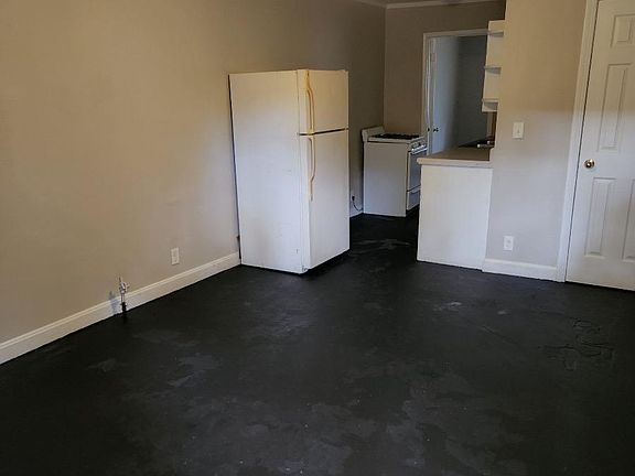5th image of 2200 Rebecca St