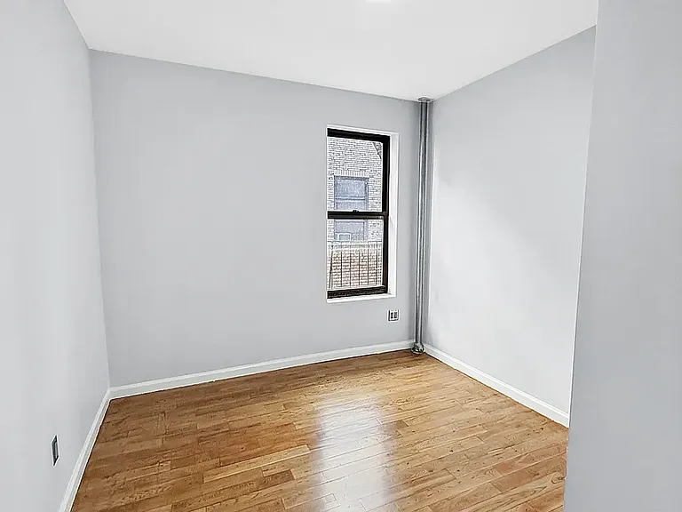 511 W 186th St #C6 — Photo 5